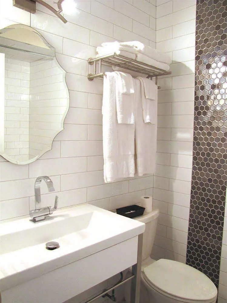 Dragon Gate Inn Toronto 3*,  Kanada