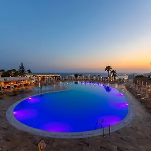 Tofinis 4*, Ayia Napa Cypern