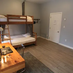 Hostal The Clarence Park, Toronto